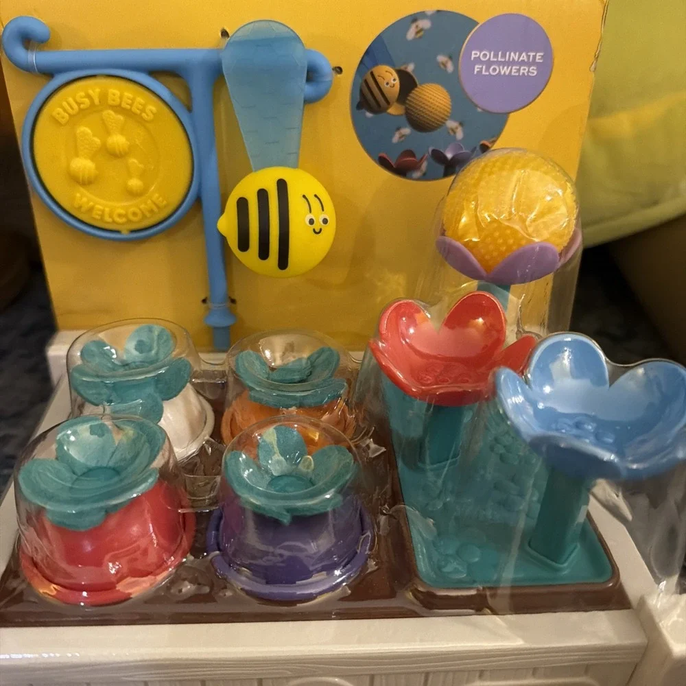 FAO Schwarz Bumble Bee Garden Sort & Match Toy 18pc Ages 18m+ NEW